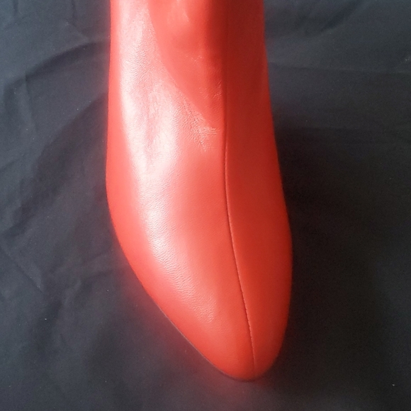 shoes - Picture 2 of 7